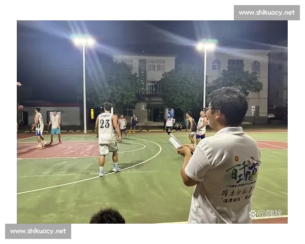 高清篮球赛事直播APP免费下载随时掌握赛场精彩瞬间实时观看体验 - 副本 - 副本 (7) - 副本 - 副本 - 副本